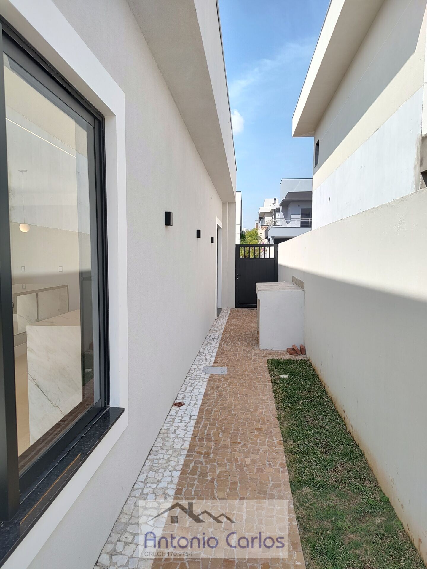 Casa de Condomínio à venda com 4 quartos, 286m² - Foto 36