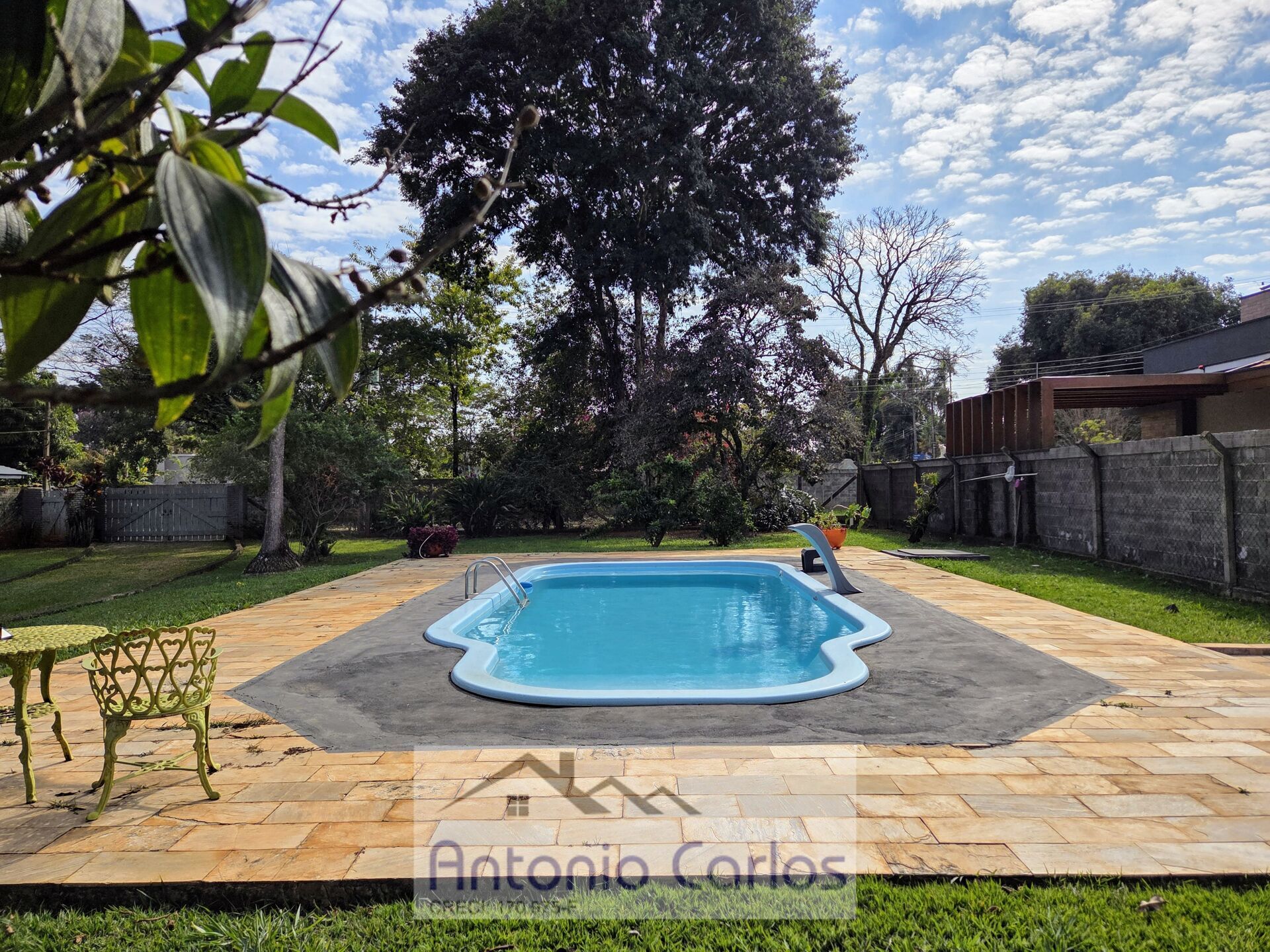Chácara à venda com 2 quartos, 1566m² - Foto 2