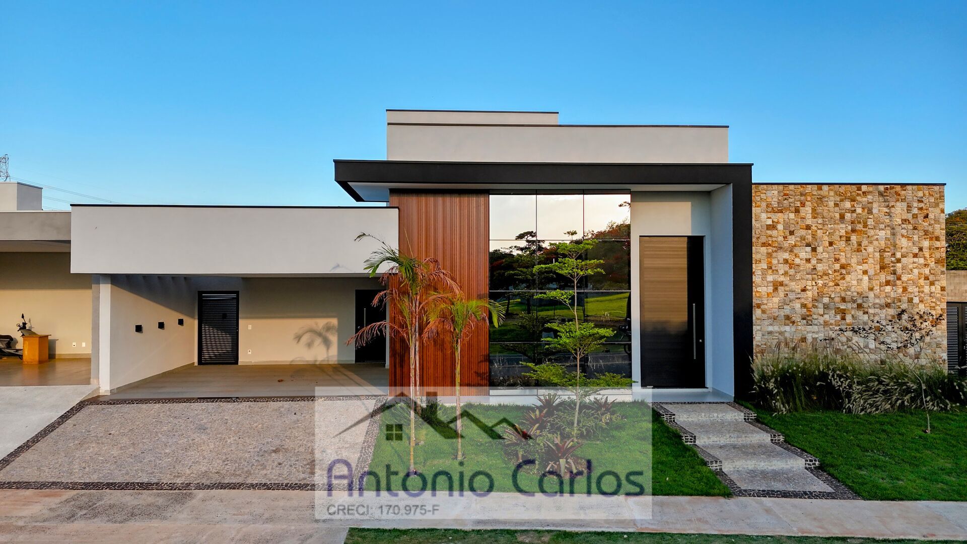 Casa, 3 quartos, 264 m² - Foto 1