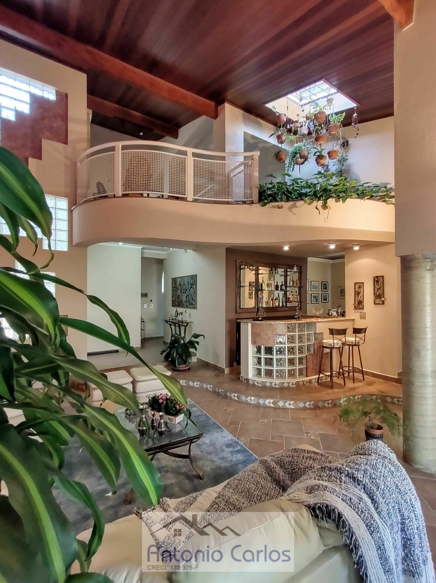 Casa à venda com 3 quartos, 300m² - Foto 7