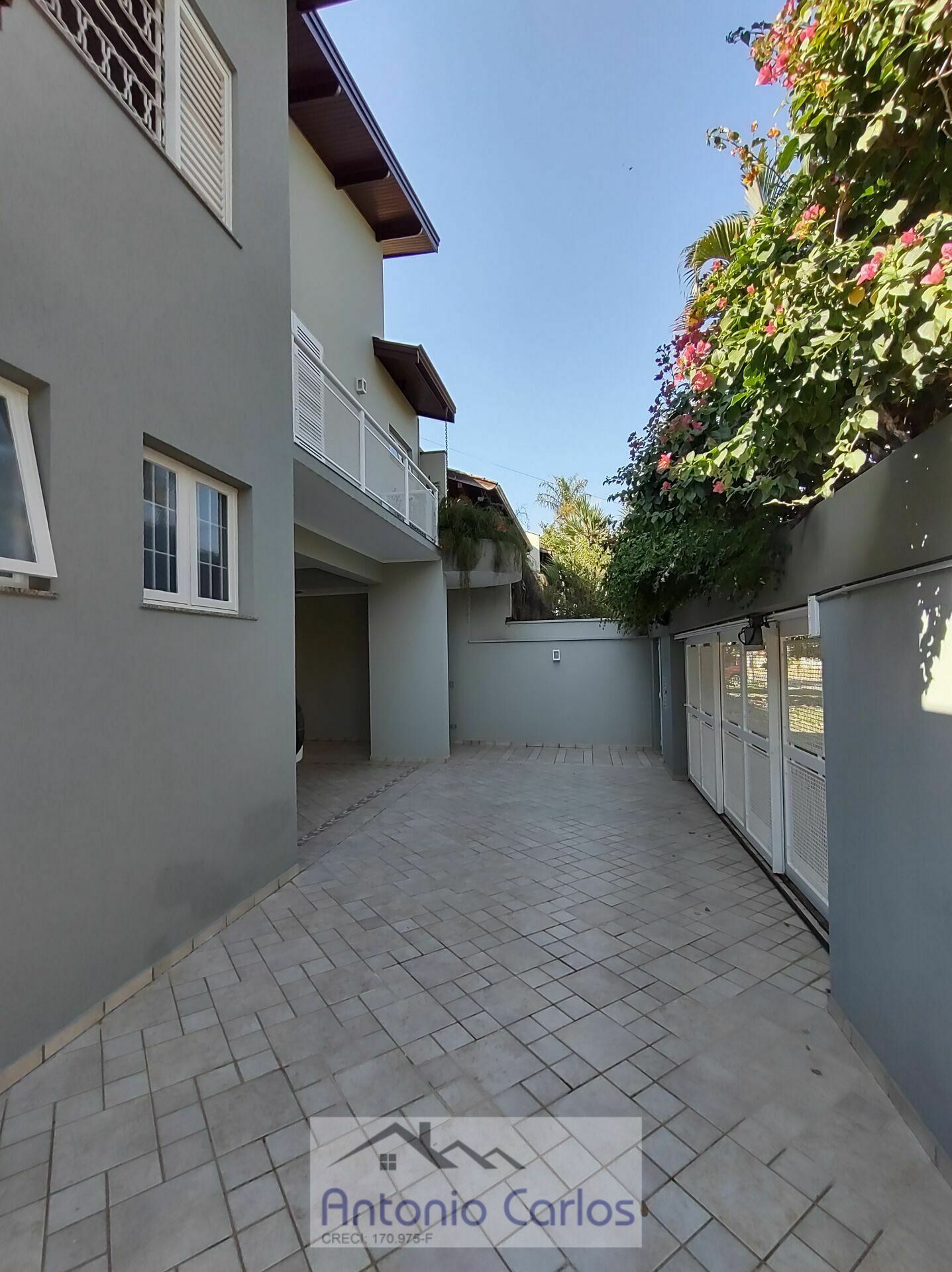 Casa à venda com 3 quartos, 300m² - Foto 50