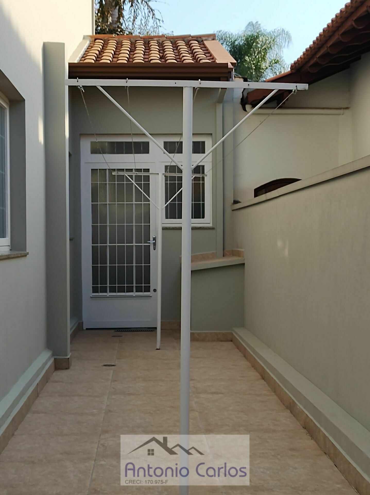 Casa à venda com 3 quartos, 300m² - Foto 46