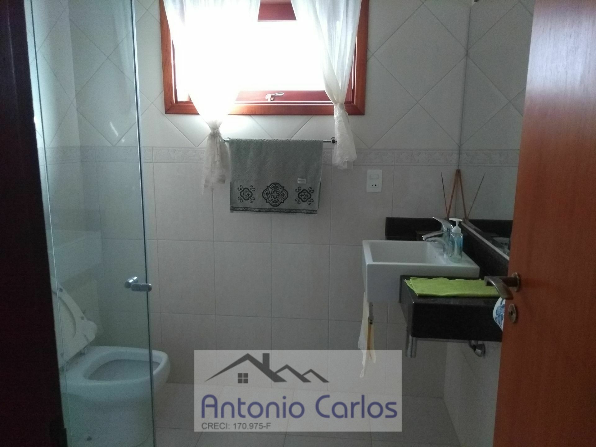 Casa de Condomínio à venda com 4 quartos, 300m² - Foto 27