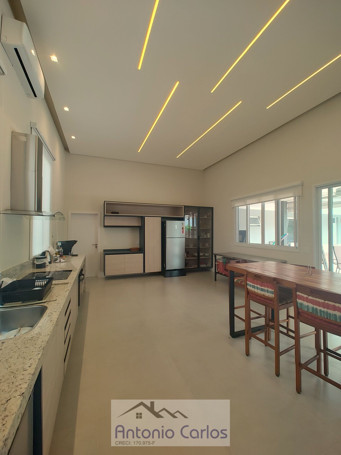 Casa à venda com 2 quartos, 293m² - Foto 14