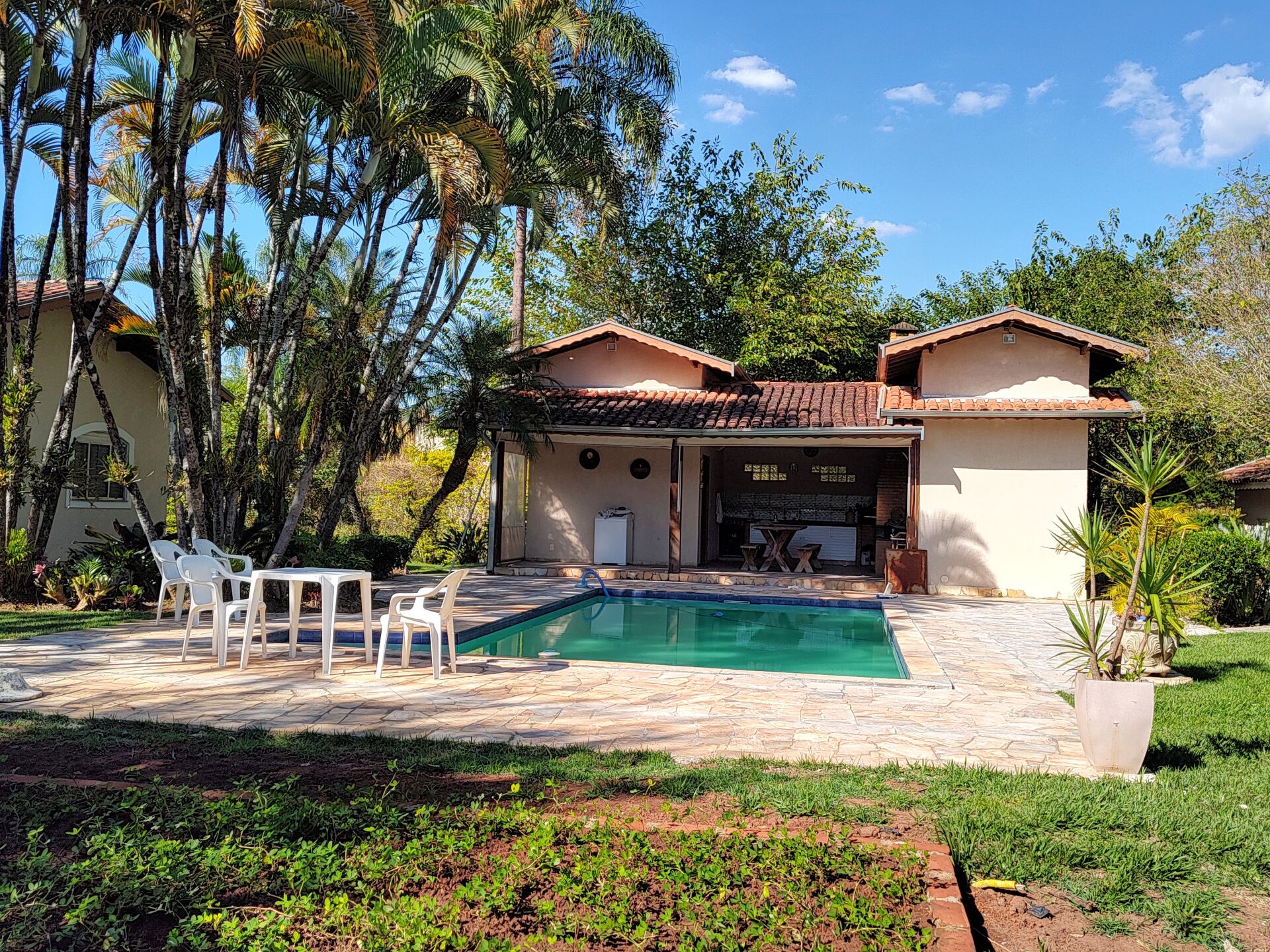 Fazenda à venda com 4 quartos, 1800m² - Foto 3