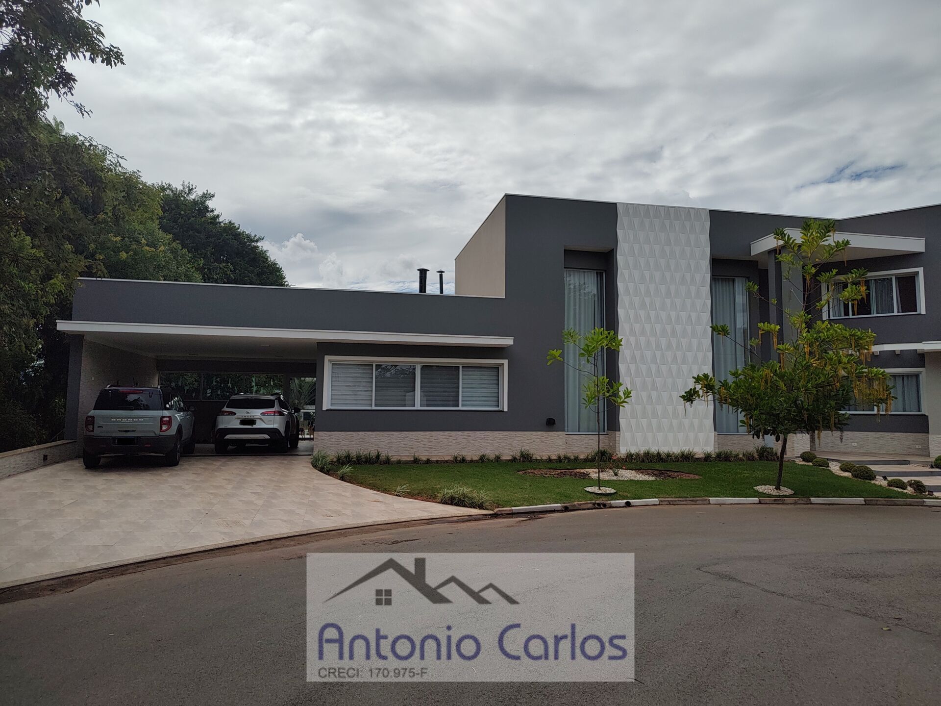 Casa à venda com 3 quartos, 367m² - Foto 3