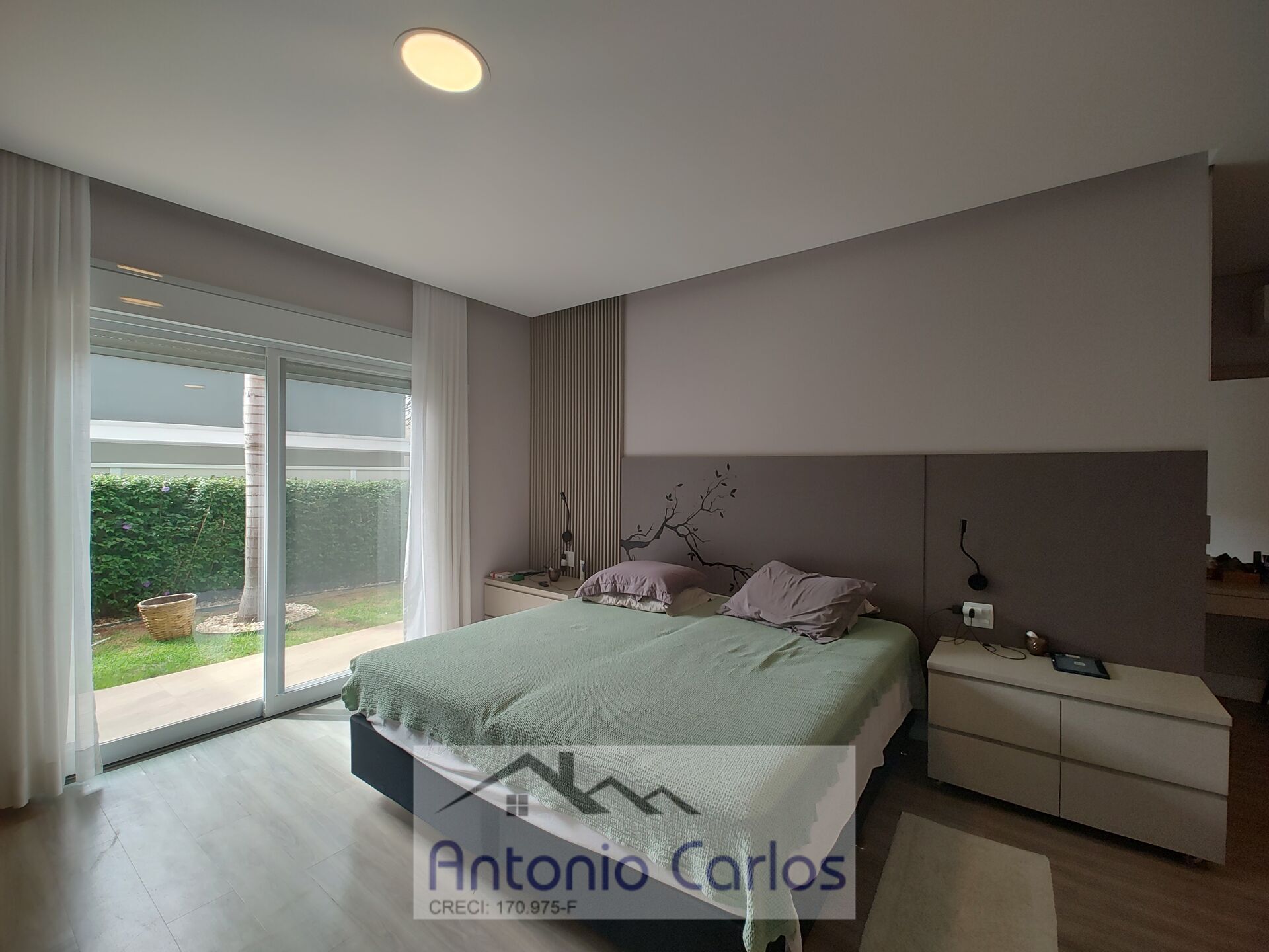 Casa à venda com 3 quartos, 367m² - Foto 17