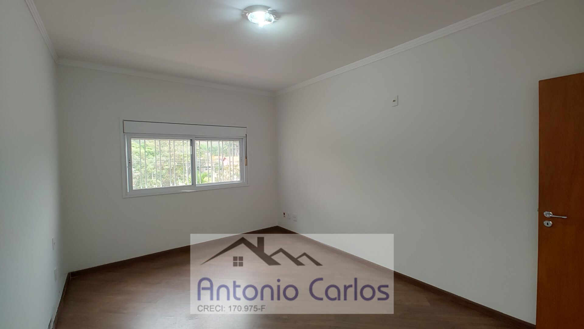 Casa à venda com 4 quartos, 339m² - Foto 22