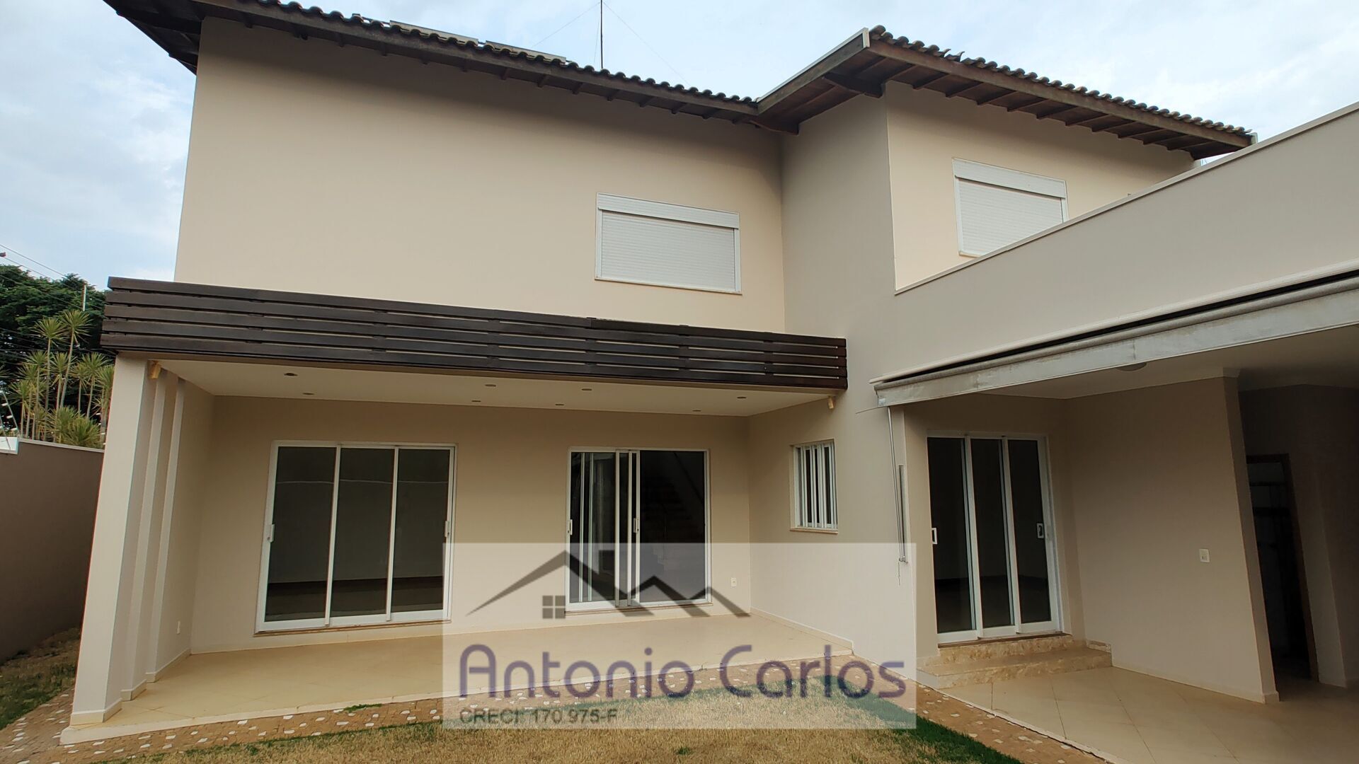 Casa à venda com 4 quartos, 339m² - Foto 36