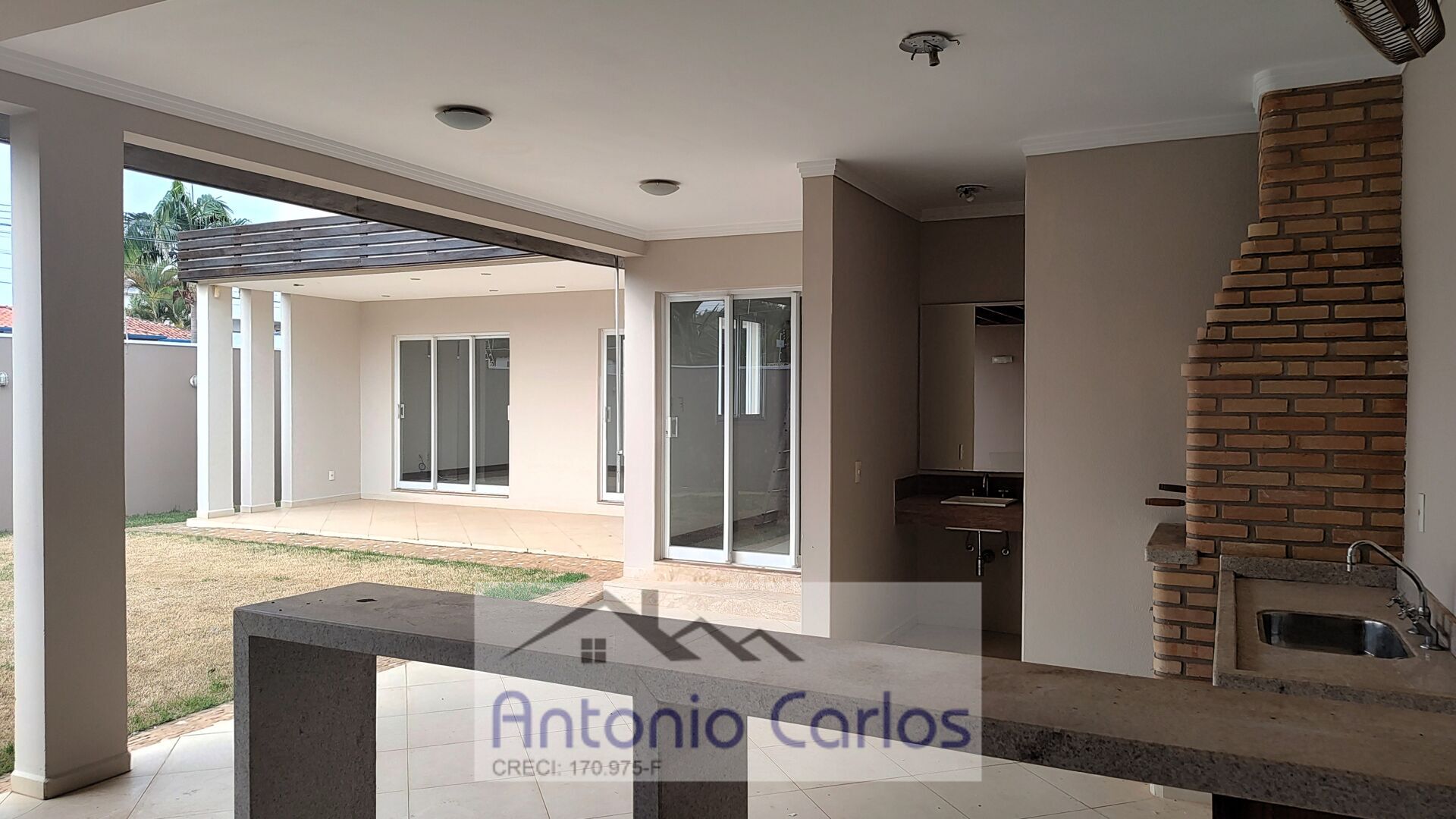 Casa à venda com 4 quartos, 339m² - Foto 31