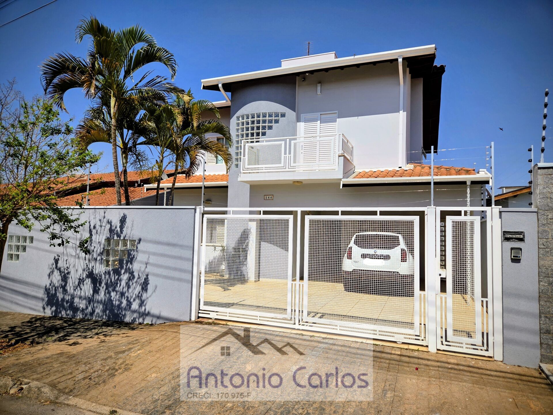 Casa, 5 quartos, 308 m² - Foto 1