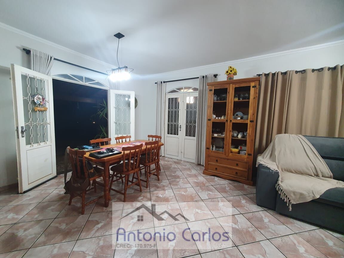 Fazenda à venda com 3 quartos, 1107m² - Foto 13