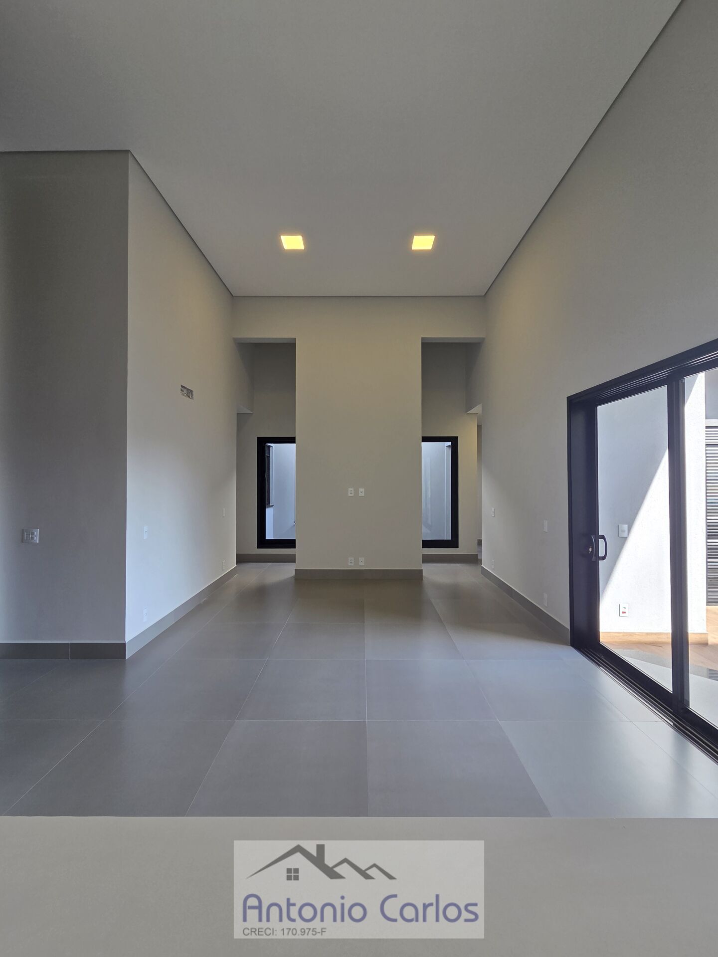 Casa à venda com 3 quartos, 220m² - Foto 10