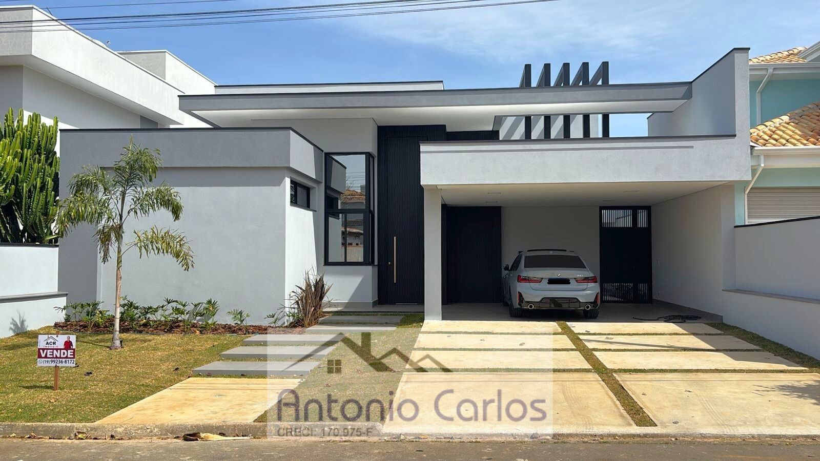 Casa à venda com 3 quartos, 220m² - Foto 1