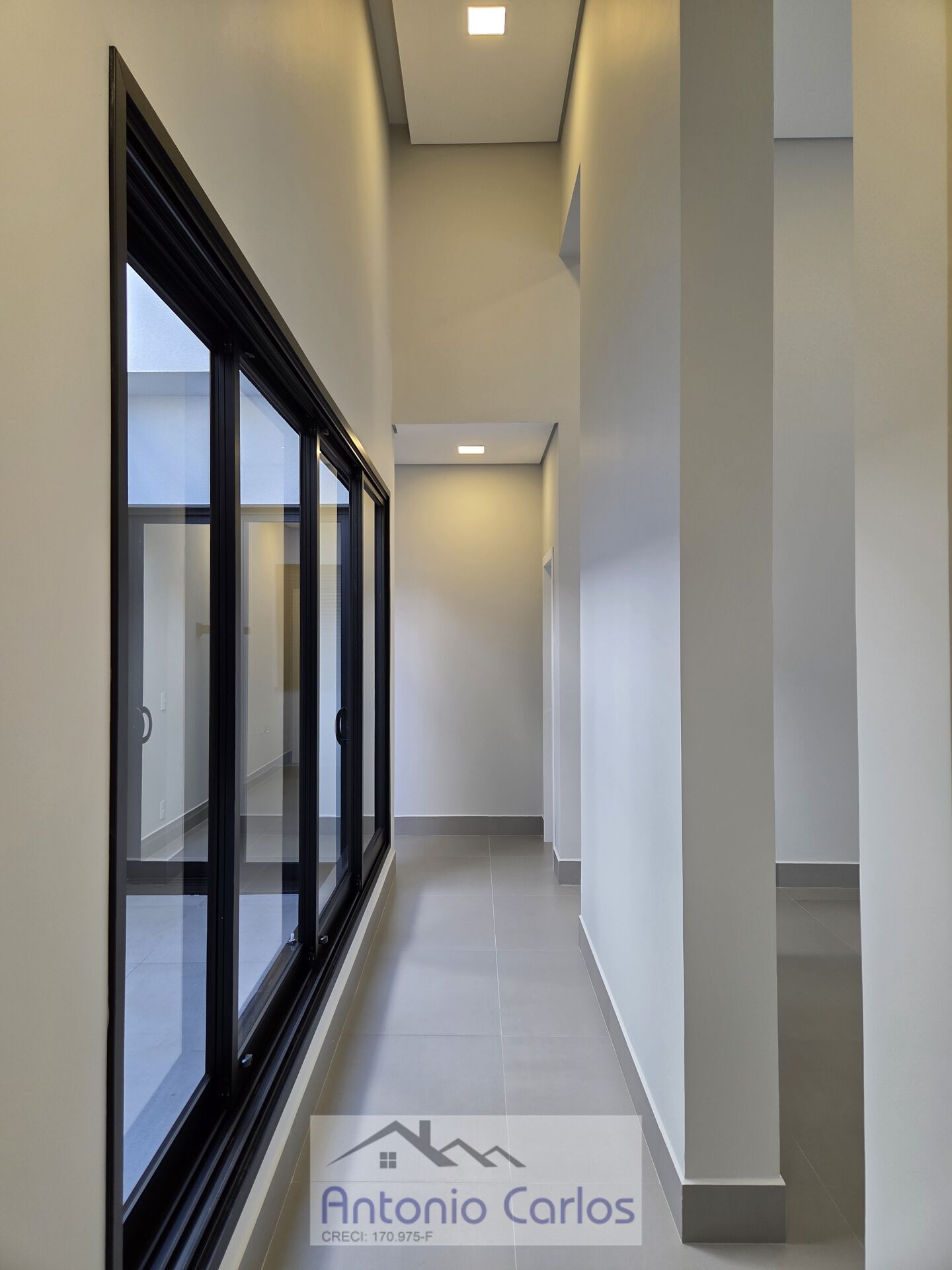 Casa à venda com 3 quartos, 220m² - Foto 16