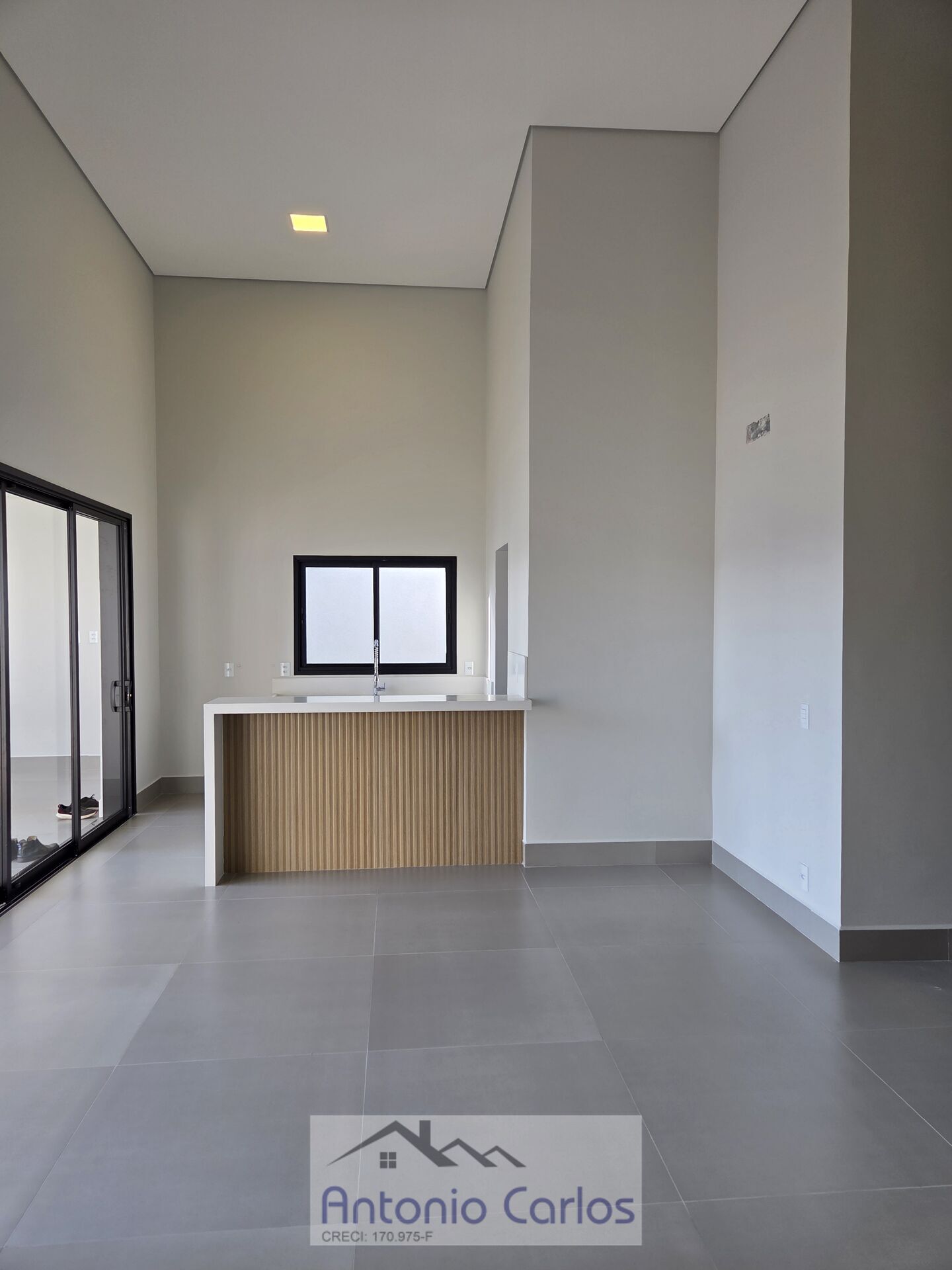Casa à venda com 3 quartos, 220m² - Foto 8