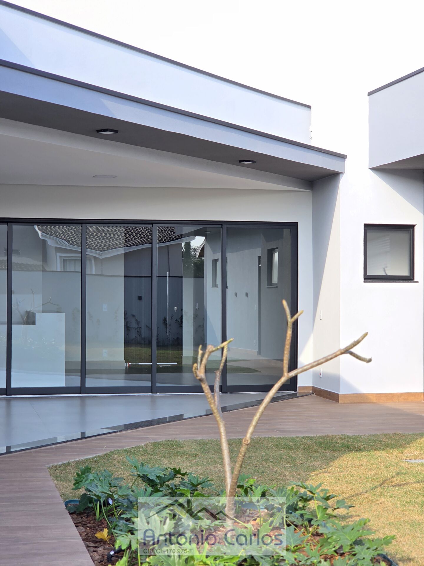 Casa à venda com 3 quartos, 220m² - Foto 32