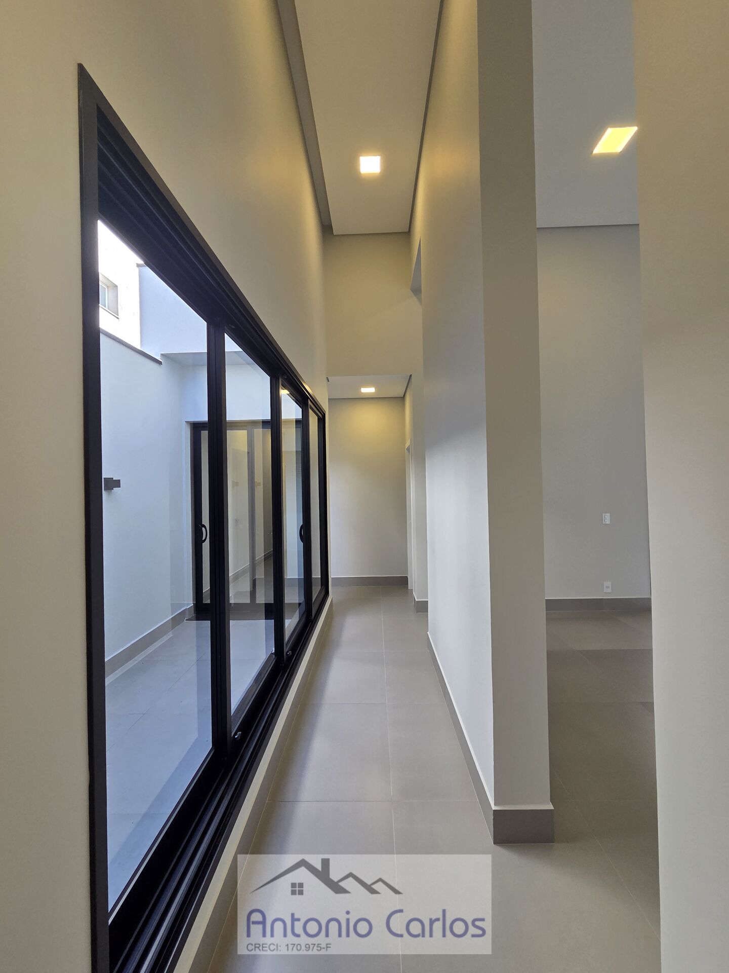 Casa à venda com 3 quartos, 220m² - Foto 17