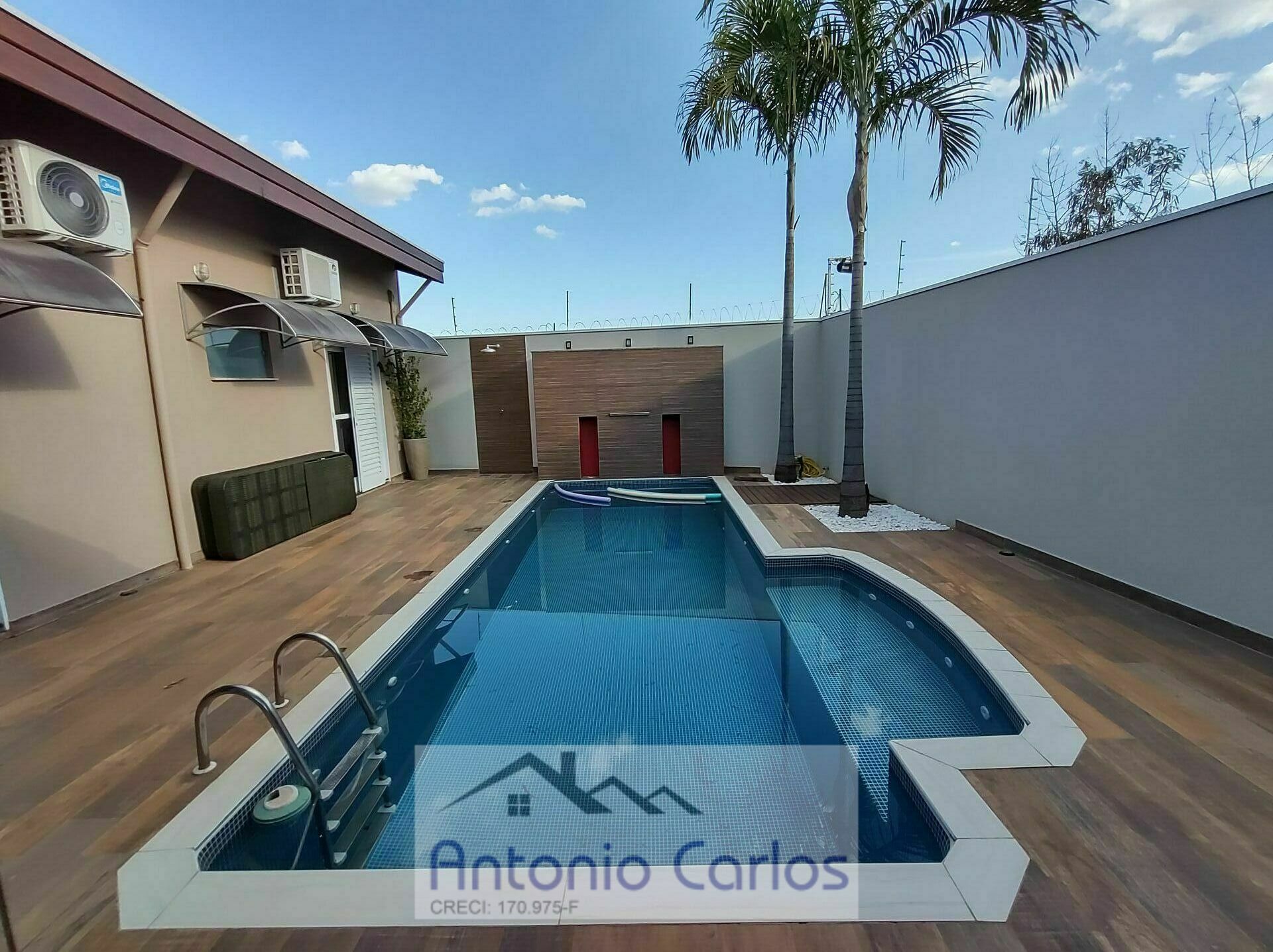 Casa de Condomínio à venda com 3 quartos, 188m² - Foto 1