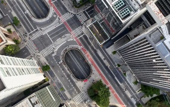 Imóveis superam a Selic e trazem retorno médio de 19% ao ano; vale a pena investir?