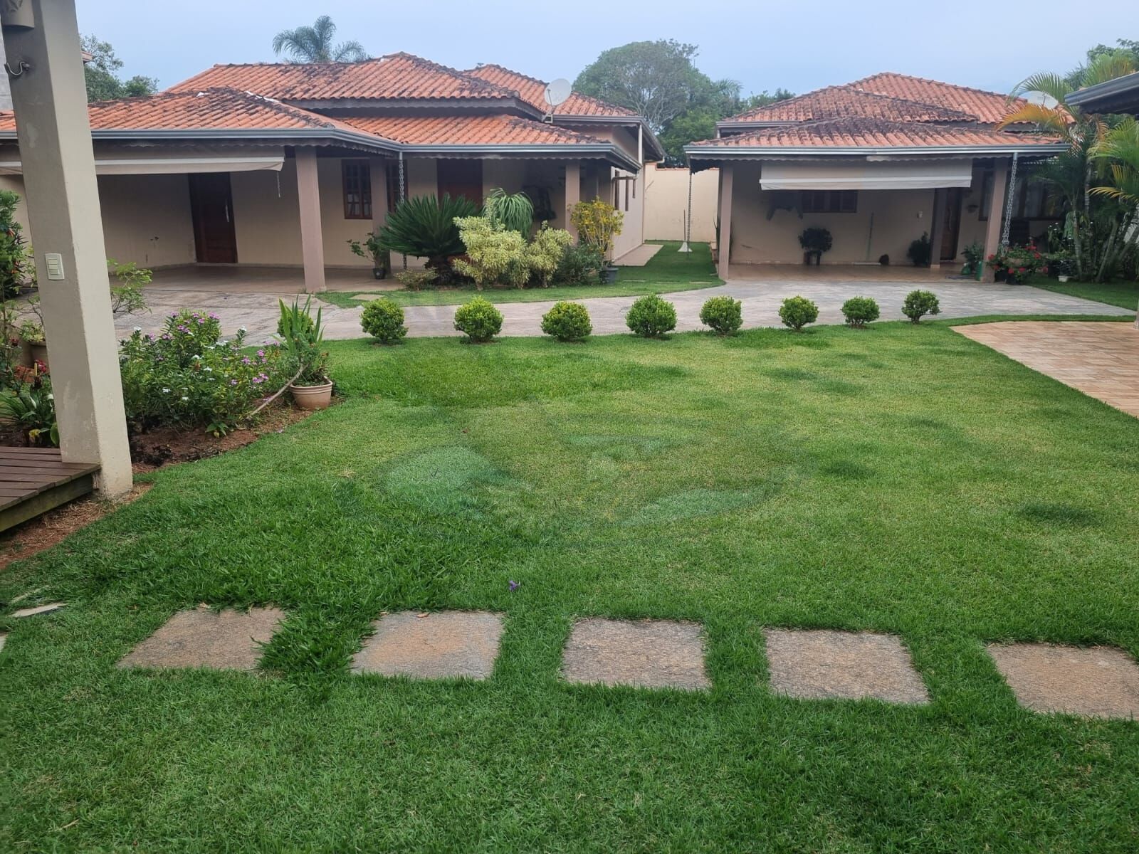 Chácara, 6 quartos, 305 m² - Foto 1