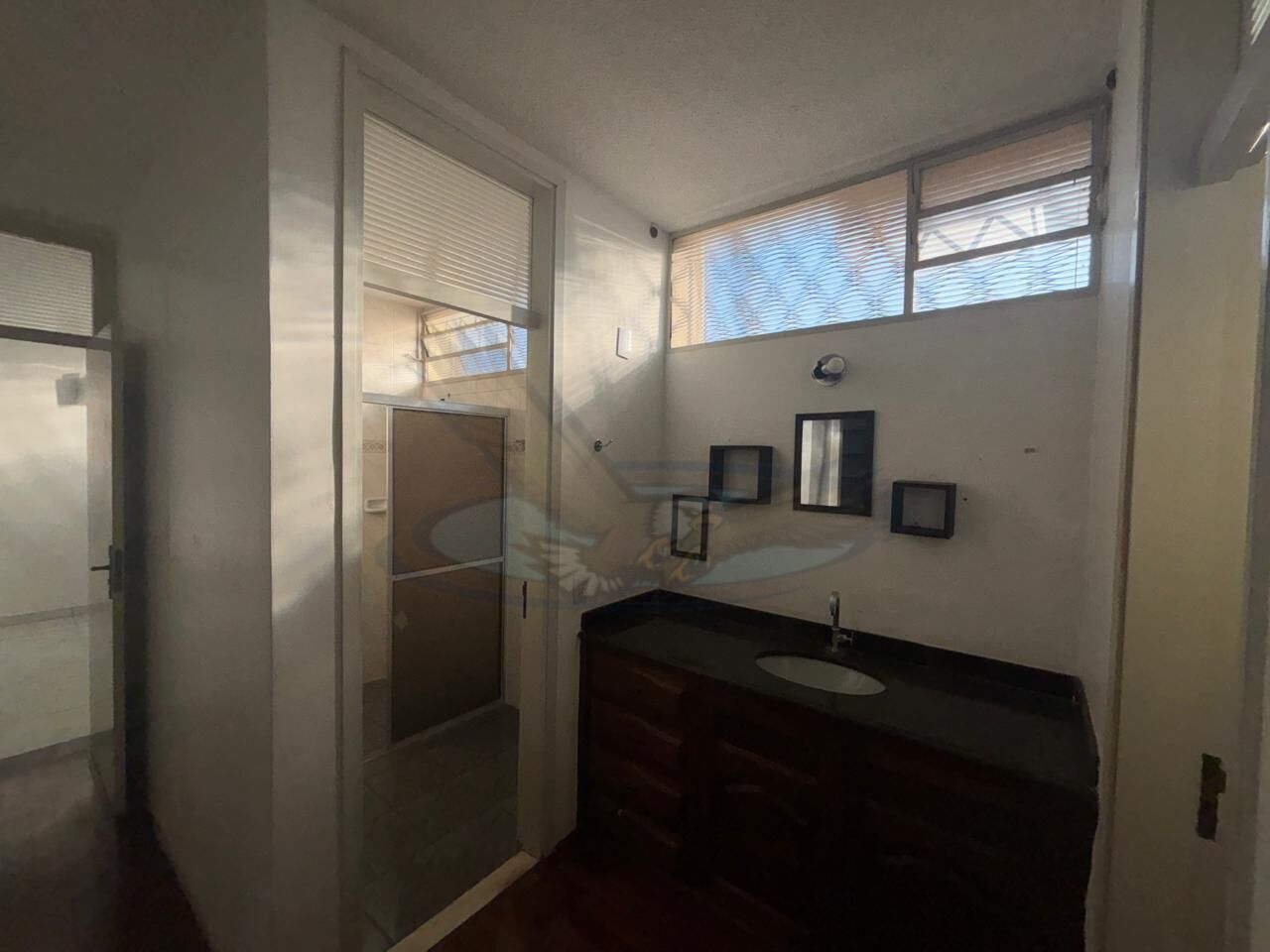 Sobrado para alugar com 4 quartos, 377m² - Foto 27