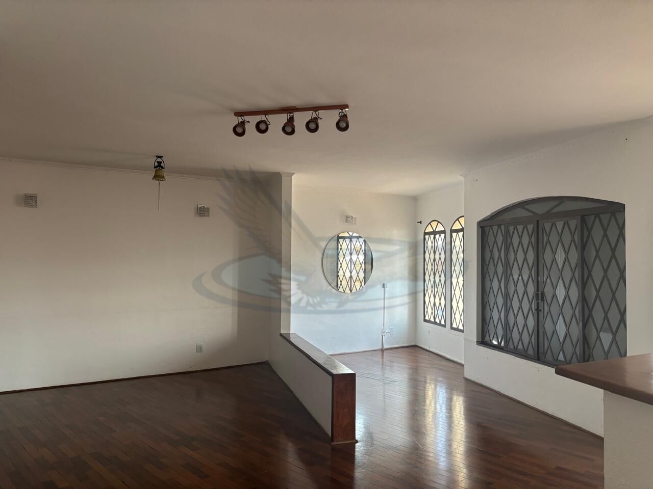 Sobrado para alugar com 4 quartos, 377m² - Foto 9