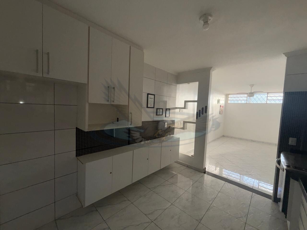 Sobrado para alugar com 4 quartos, 377m² - Foto 14