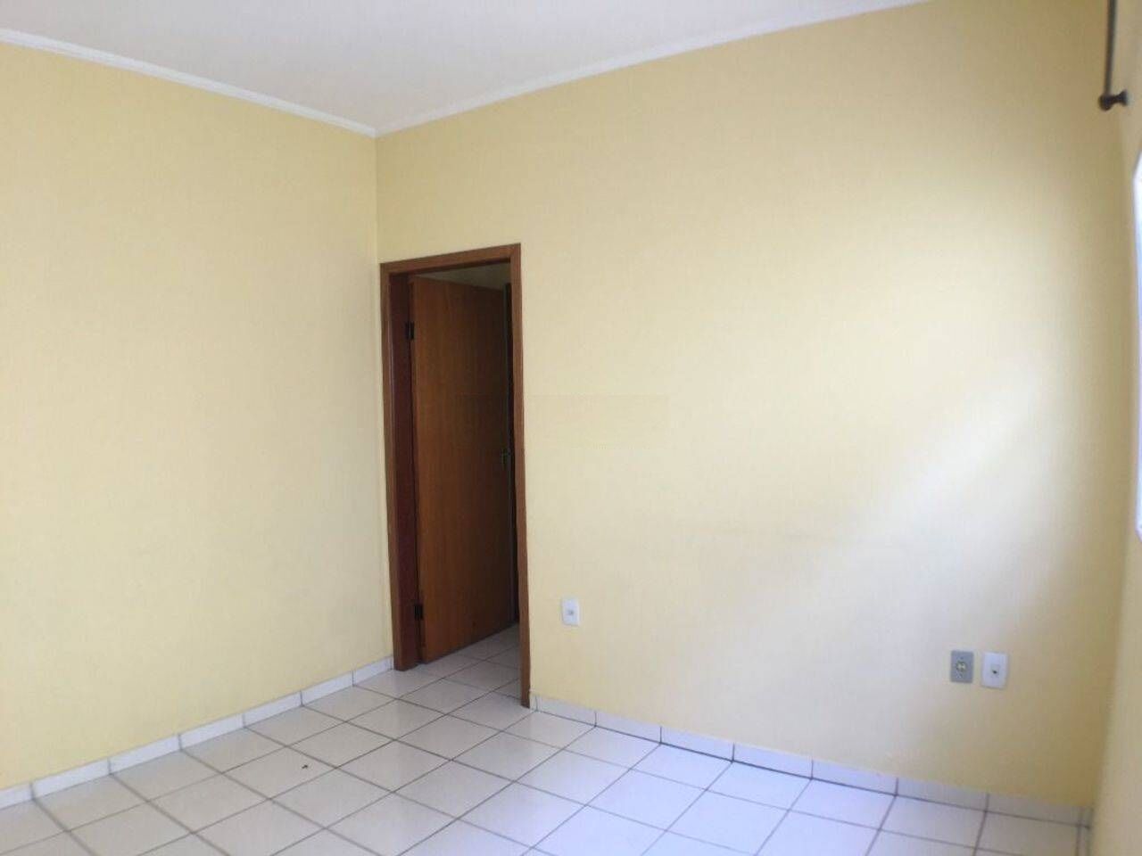 Casa à venda com 3 quartos, 128m² - Foto 8