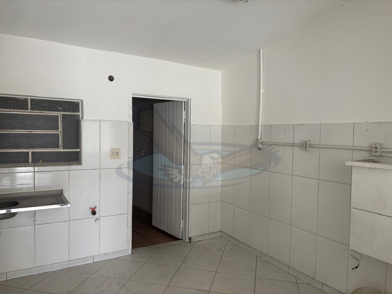 Loja-Salão para alugar com 1 quarto, 71m² - Foto 3