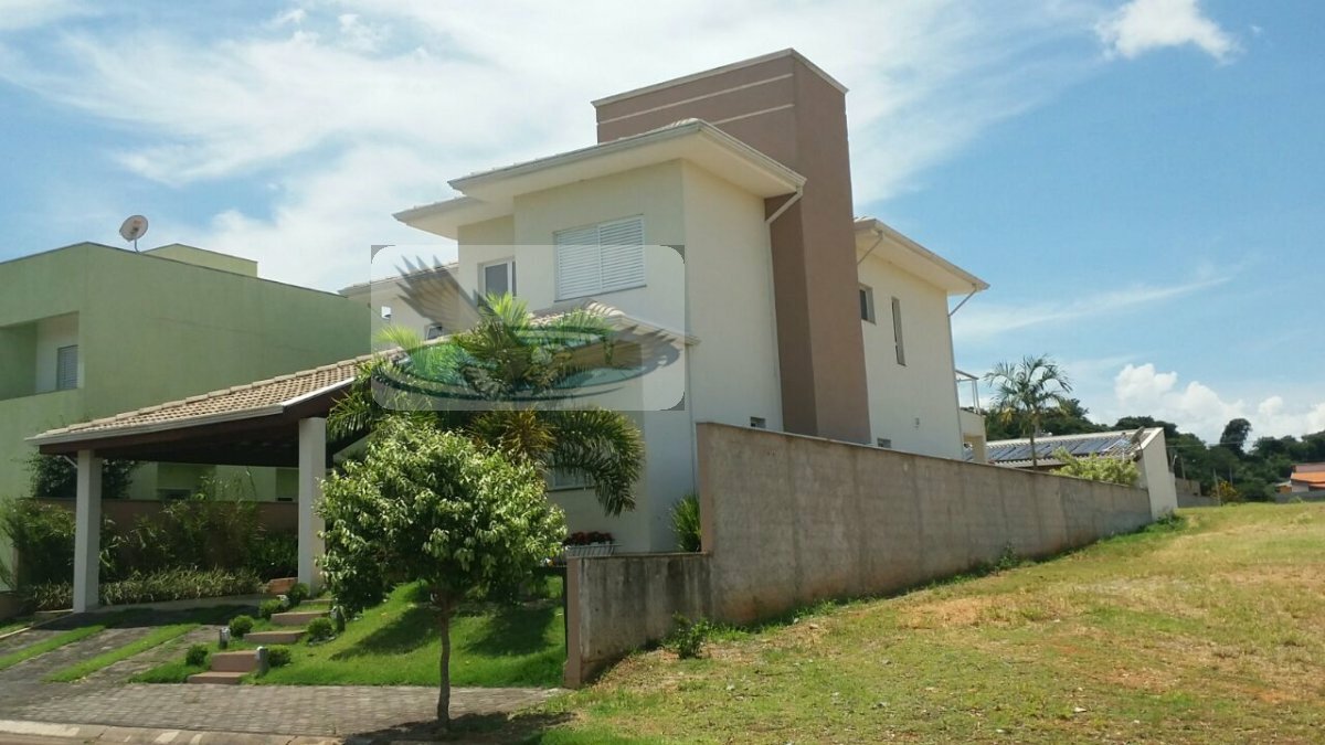 Casa de Condomínio à venda com 4 quartos, 406m² - Foto 1