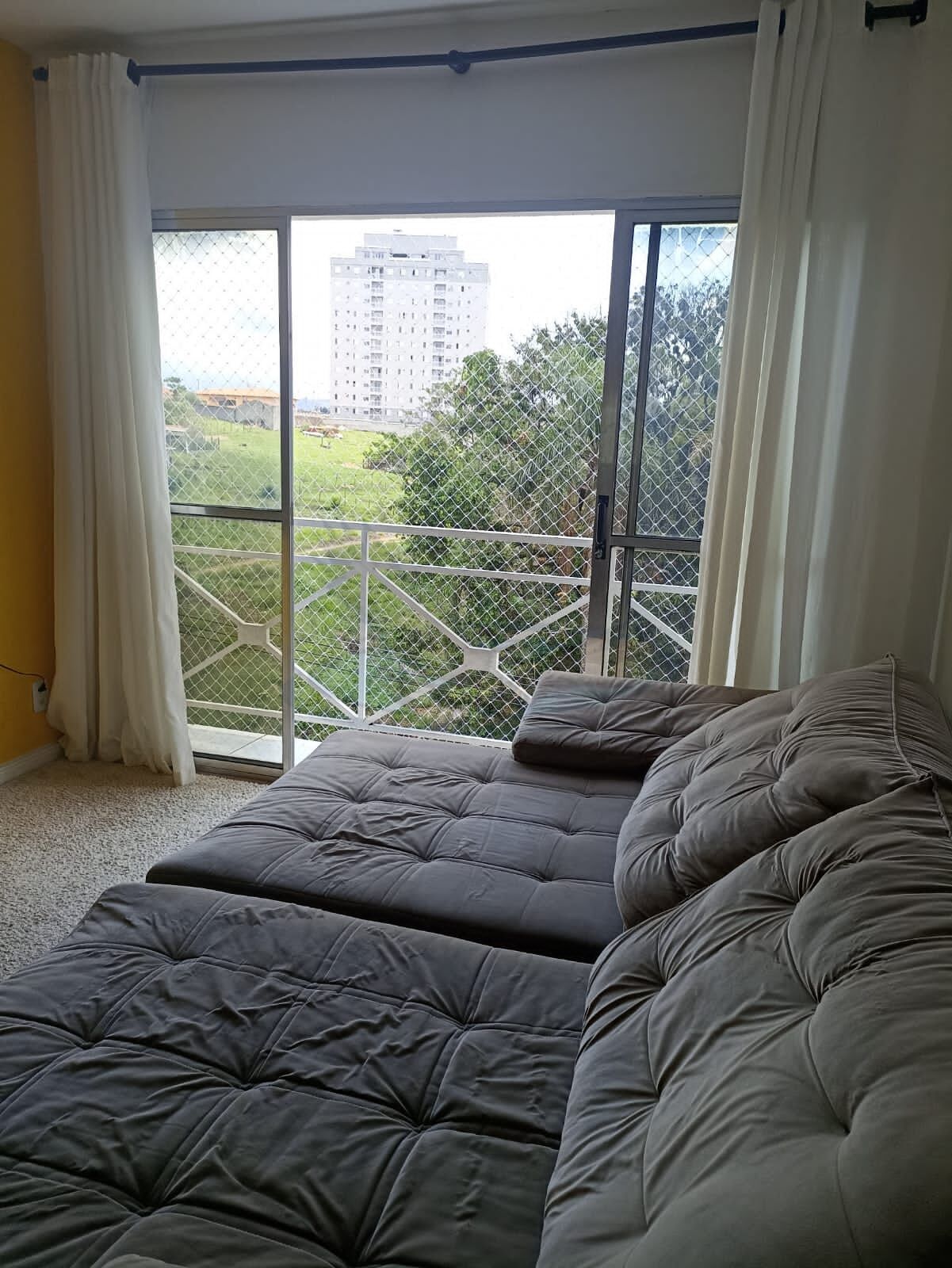 Apartamento à venda com 3 quartos, 70m² - Foto 2