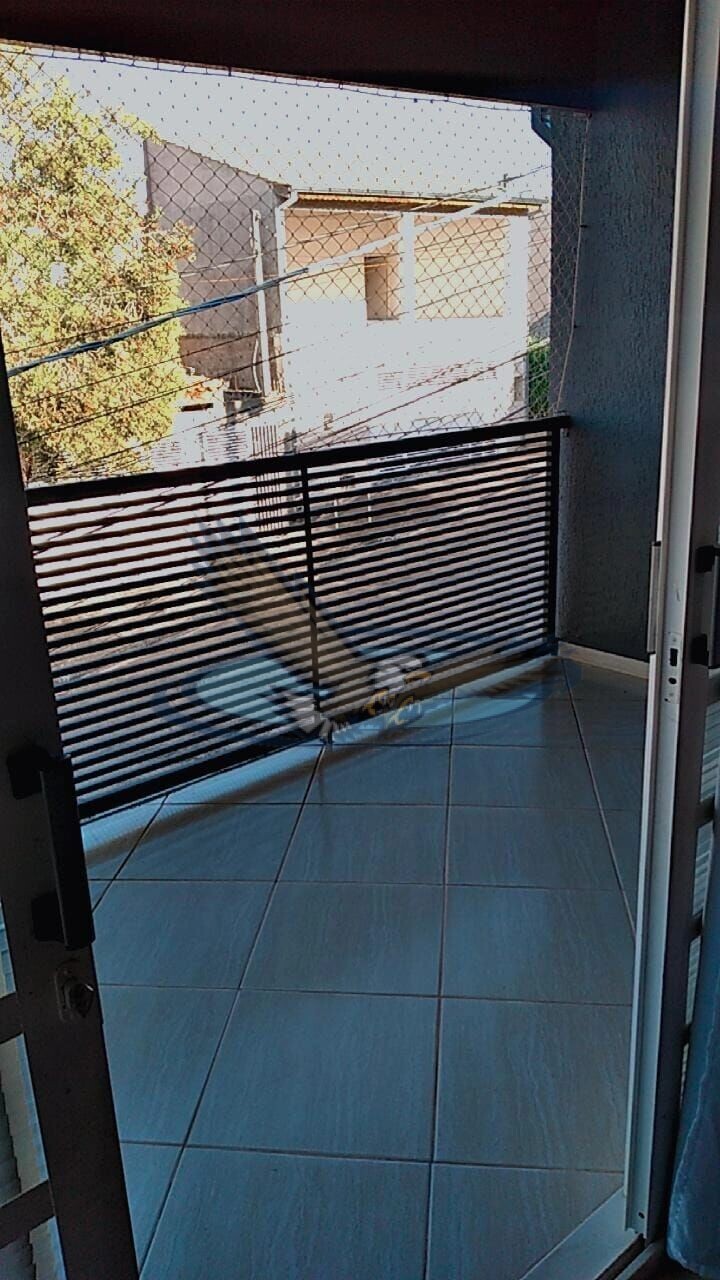 Casa à venda com 3 quartos, 138m² - Foto 2