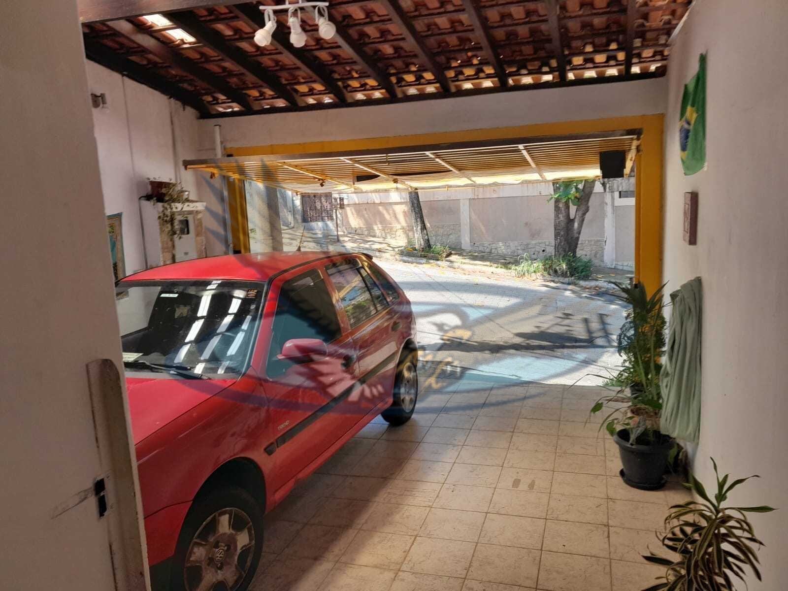 Casa à venda com 2 quartos, 155m² - Foto 2