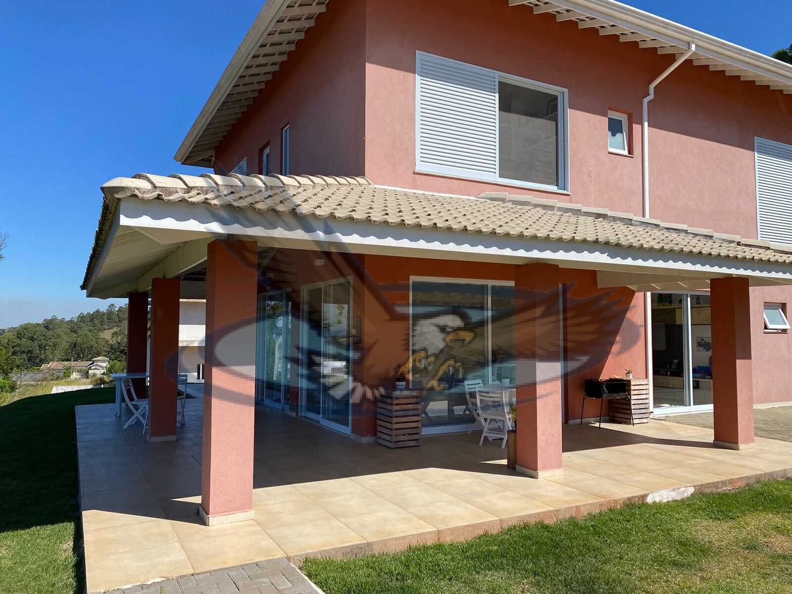 Casa de Condomínio à venda com 4 quartos, 433m² - Foto 1