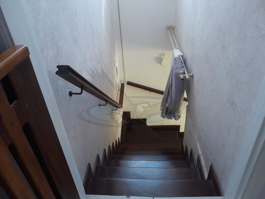Casa à venda com 1 quarto, 200m² - Foto 4