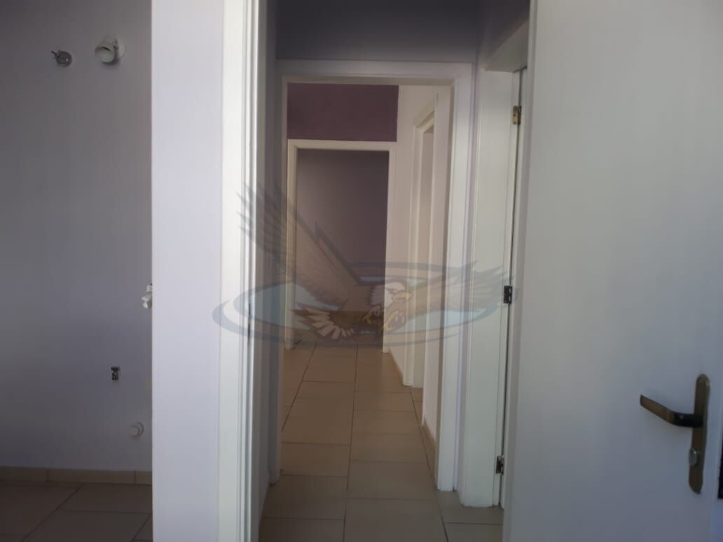 Casa à venda com 1 quarto, 200m² - Foto 8