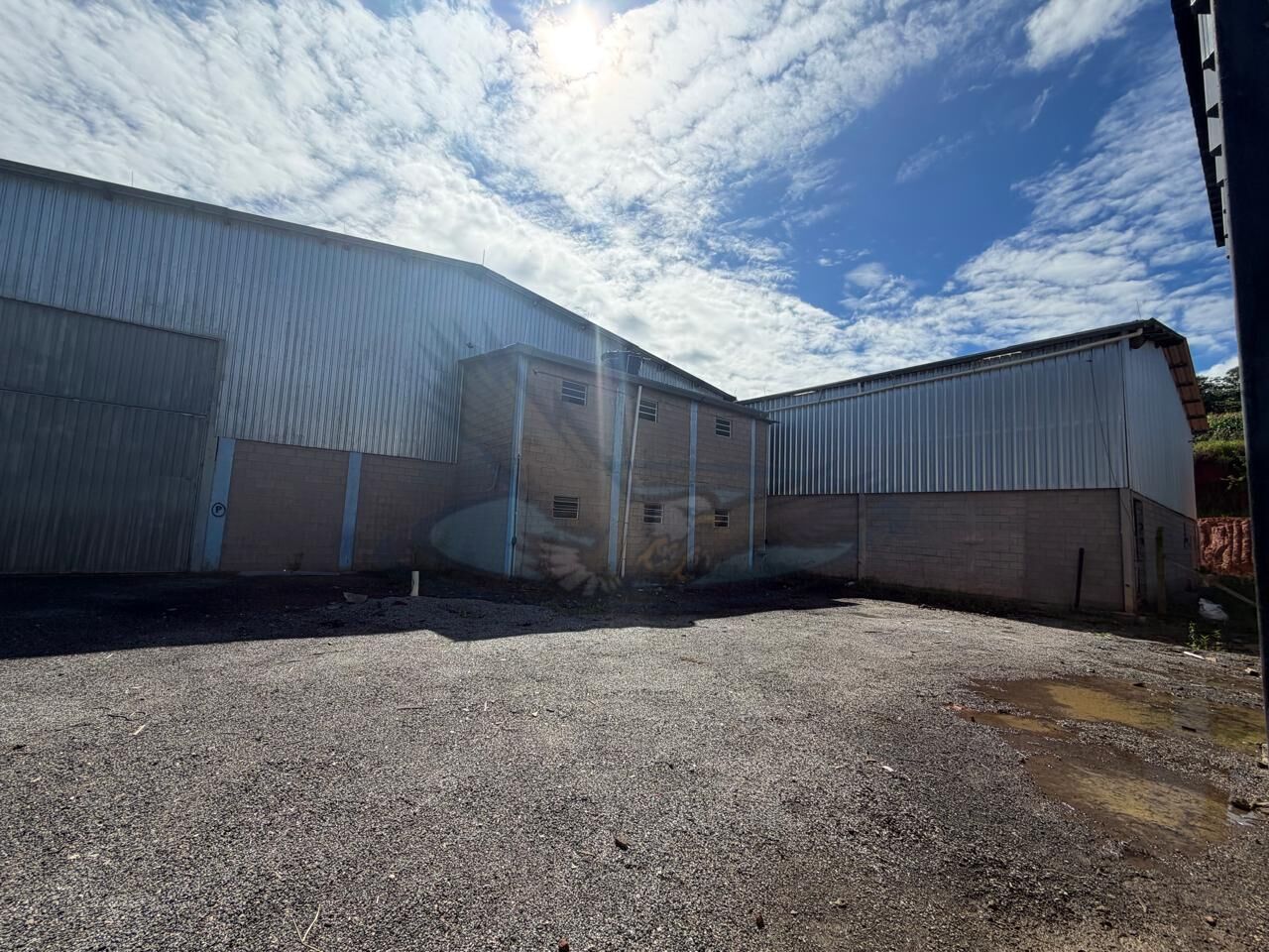 Depósito-Galpão, 1029 m² - Foto 1