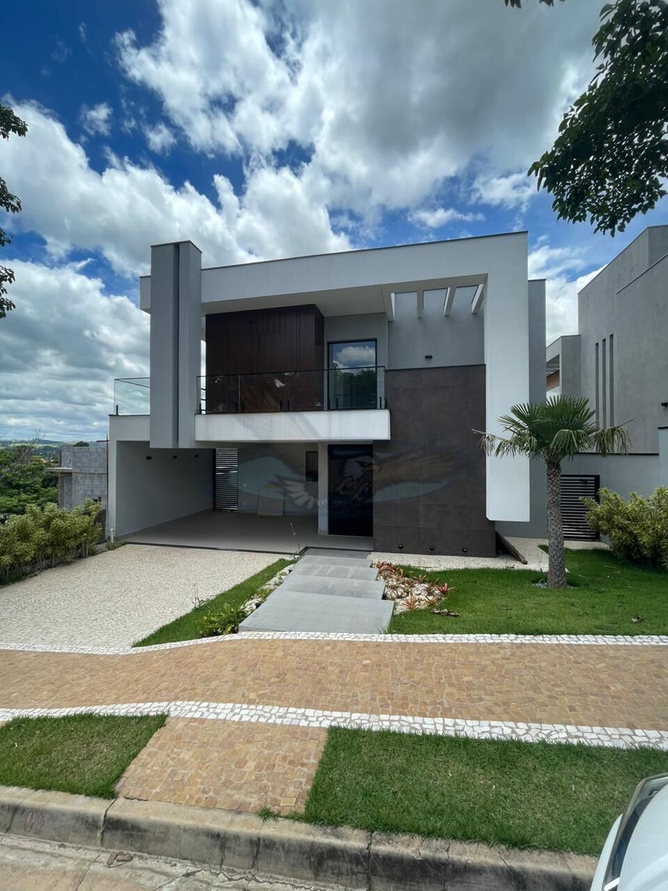 Casa, 3 quartos, 228 m² - Foto 1