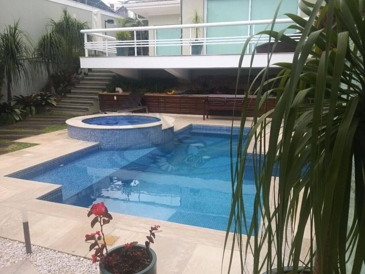 Casa, 4 quartos, 356 m² - Foto 4