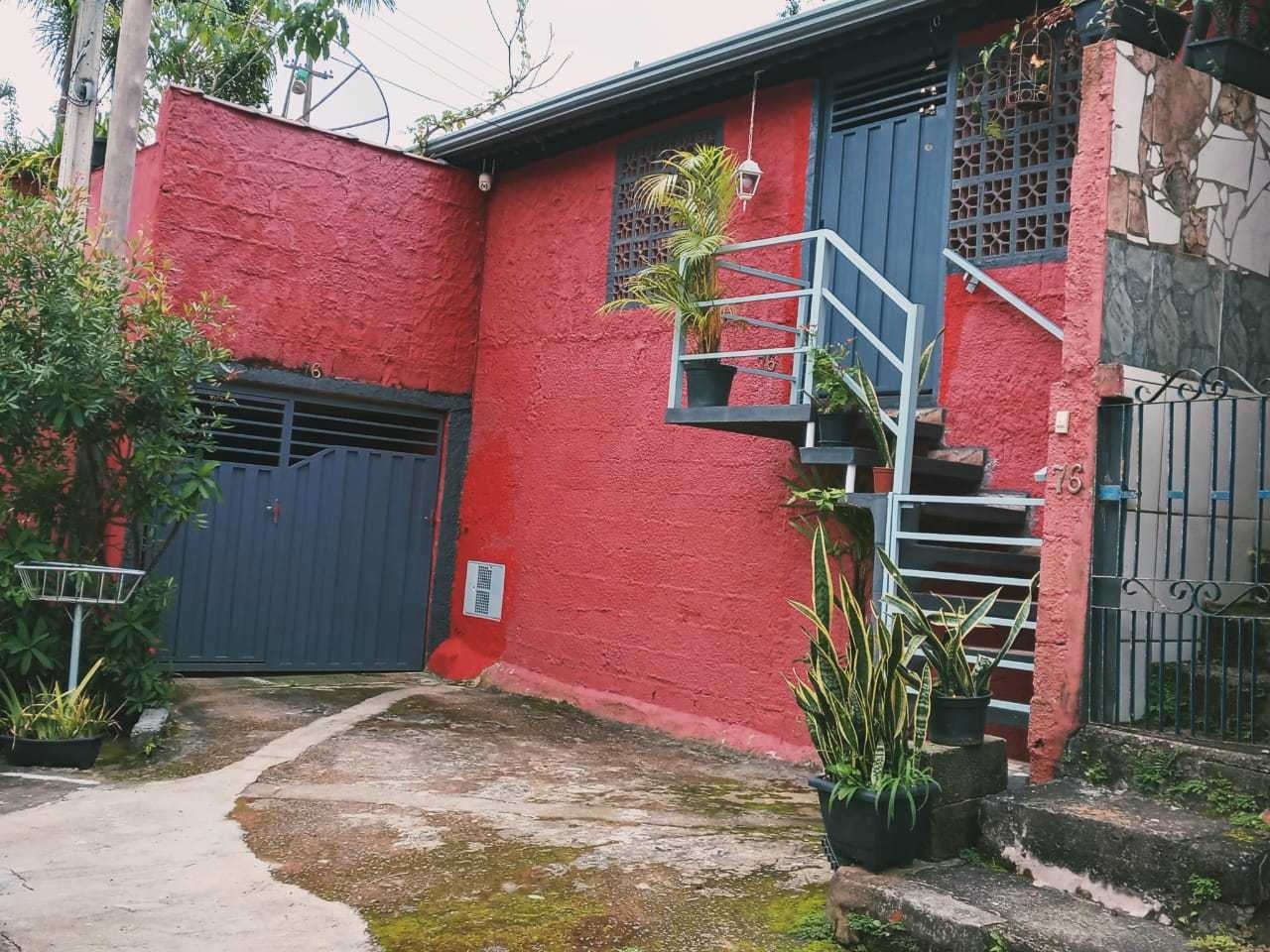 Casa de Condomínio à venda com 2 quartos, 80m² - Foto 1