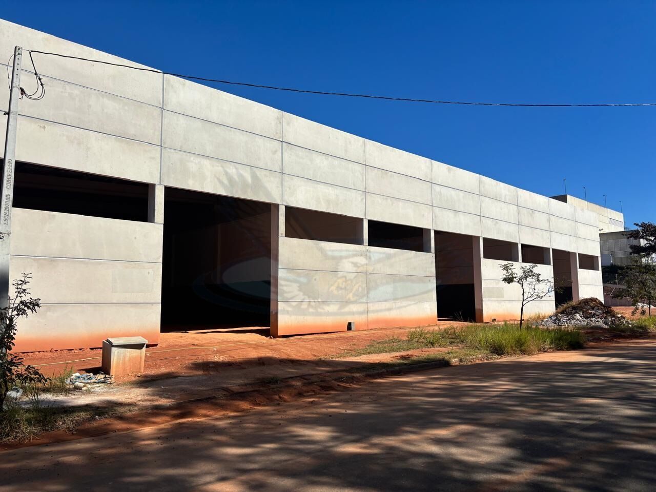 Depósito-Galpão-Armazém para alugar, 650m² - Foto 1