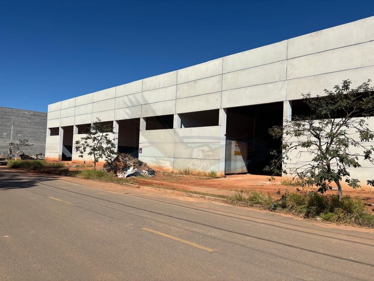 Depósito-Galpão-Armazém para alugar, 650m² - Foto 2