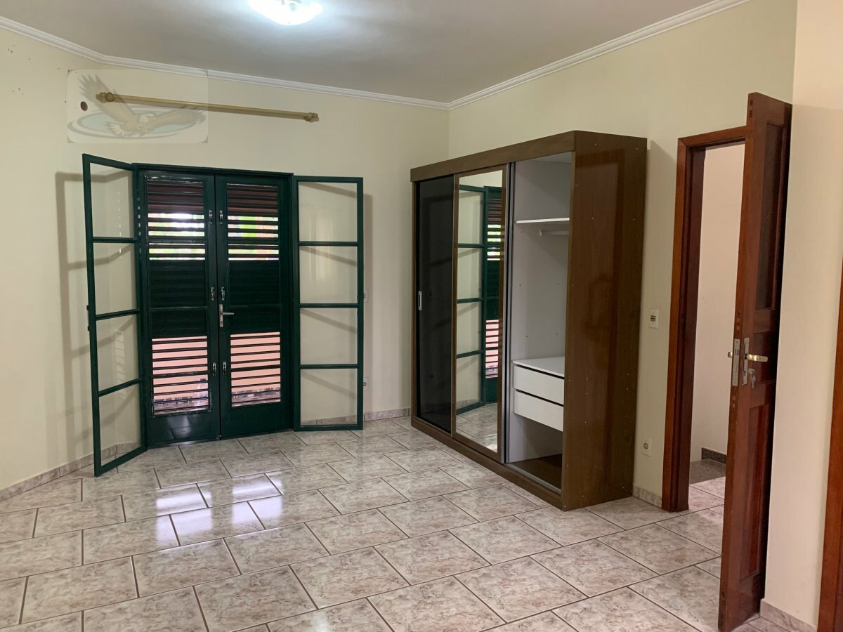 Fazenda à venda com 3 quartos, 2314m² - Foto 11