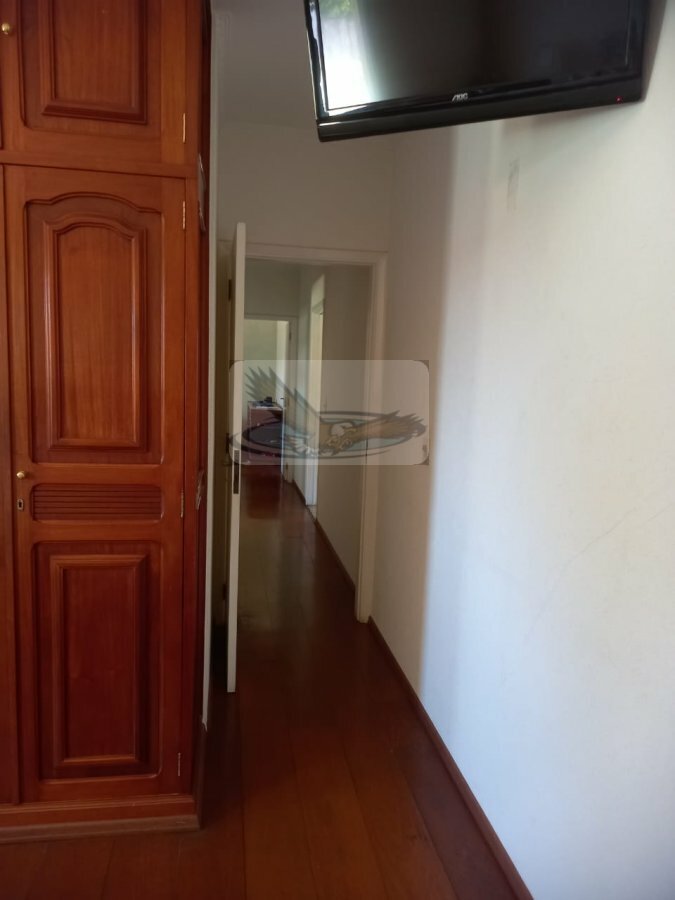 Casa à venda com 3 quartos, 340m² - Foto 11