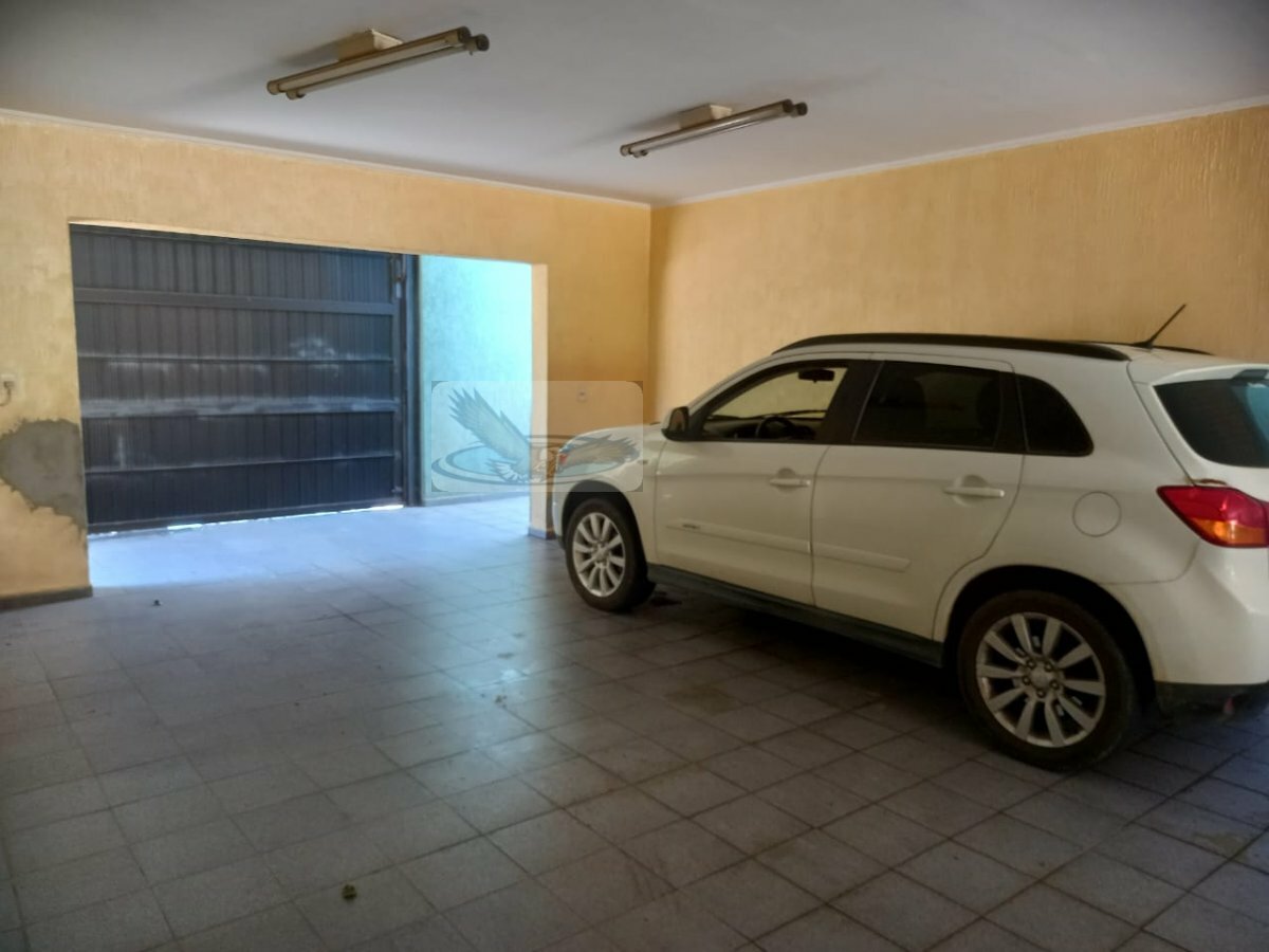 Casa à venda com 3 quartos, 340m² - Foto 6