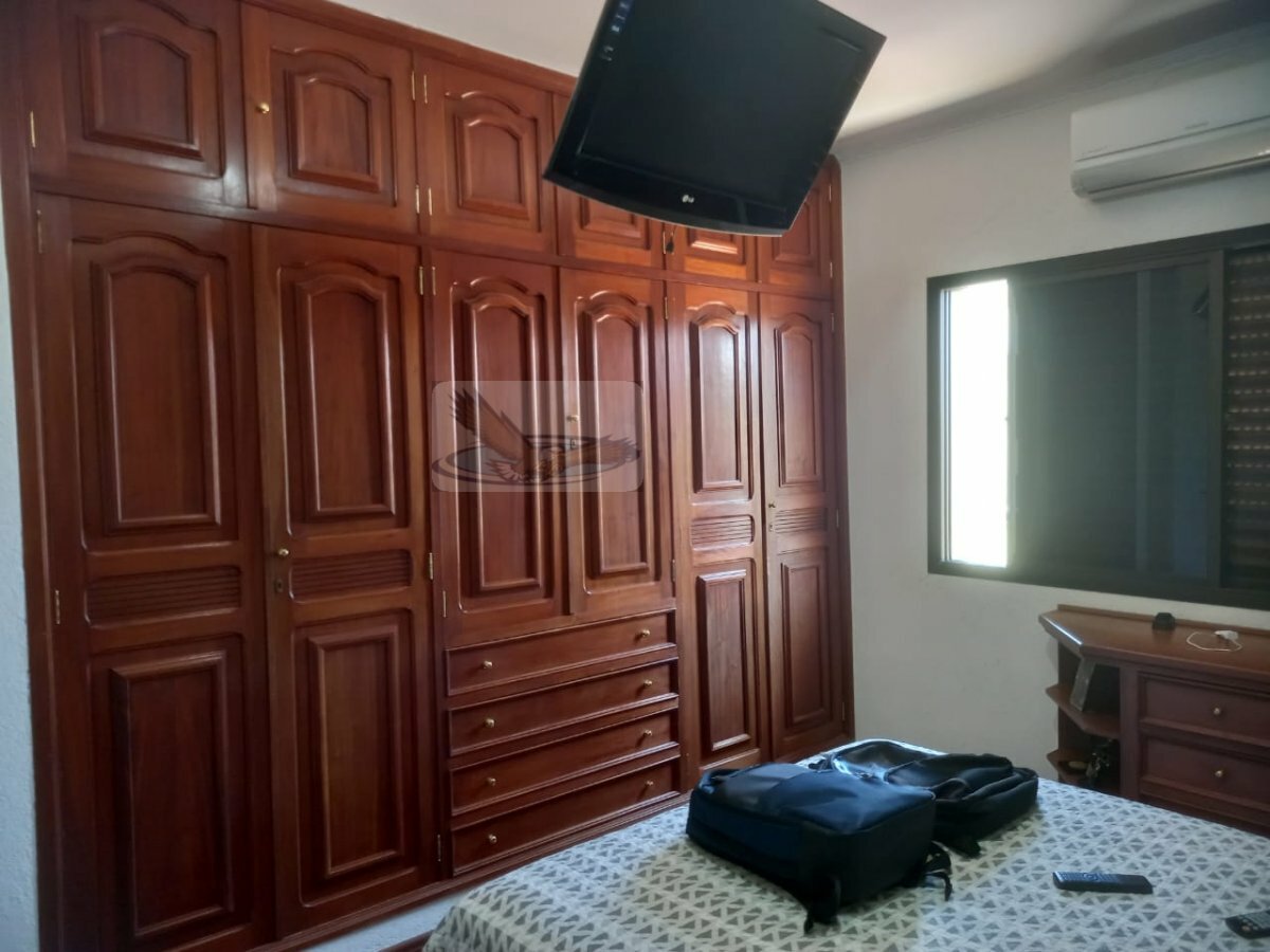 Casa à venda com 3 quartos, 340m² - Foto 13