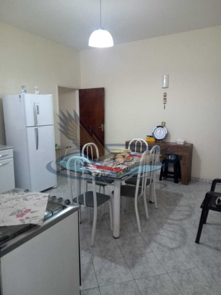 Casa à venda com 4 quartos, 192m² - Foto 8