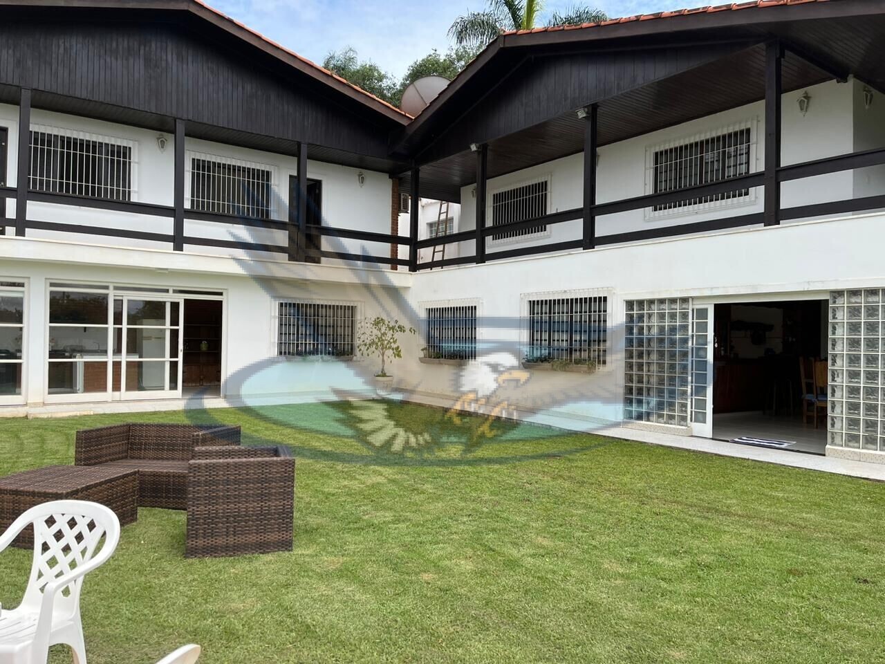 Fazenda à venda com 6 quartos, 1640m² - Foto 8