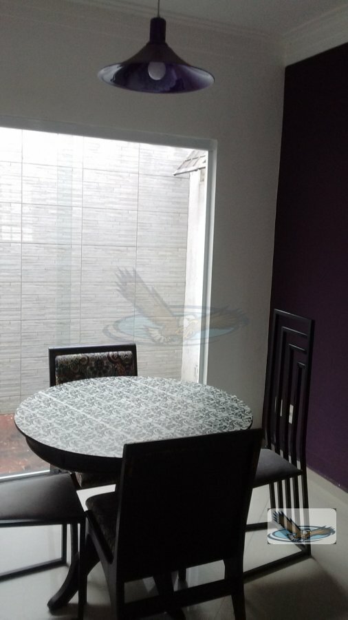 Casa para alugar com 3 quartos, 180m² - Foto 8